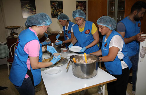 VOLUNTEER PROGRAM 1